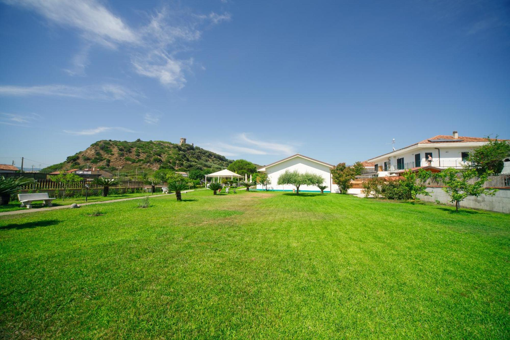 Villa Maredona 阿谢亚 外观 照片